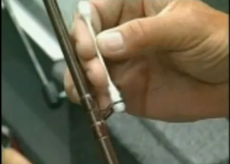 Manutençao cana de pesca Manutençao cana de pesca Controlo dos passadores da cana.